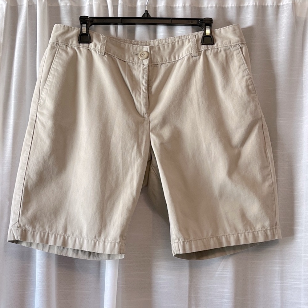 LOFT Women’s Classic Tan Bermuda Shorts